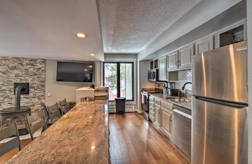 Park Forest Estates Apartment | Contemporary Breckenridge Condo Near Skiing with Spa Access