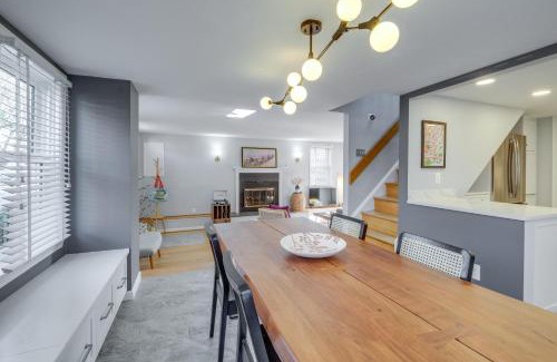 Old Town West House | Historic Old Town Alexandria Home Steps from Waterfront