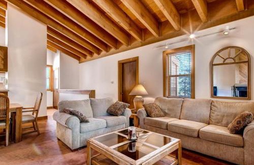 Truckee Apartment | Cozy Ski Retreat Near Northstar Resort with Spa Access