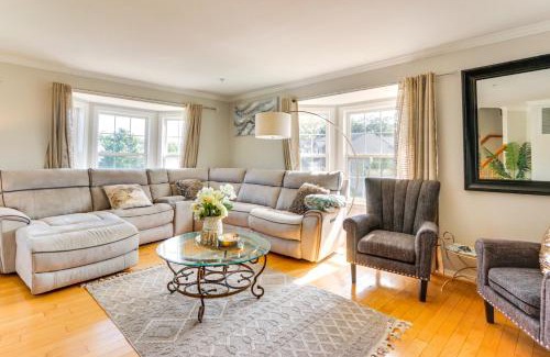 Hagerstown House | Less Than 2 Mi to Dtwn Hagerstown Townhome with Fireplace