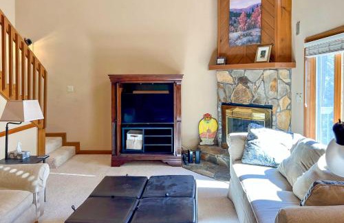 Sugar Mountain Apartment | Charming Condo Minutes from Sugar Mountain Resort
