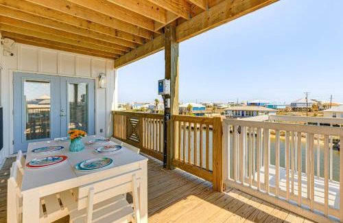 Dauphin Island House | Waterfront Dauphin Island Home Steps to the Beach