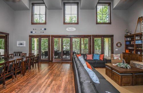 Waterfront Greens House | Experience Joyful Stays at Let the Good Times Roll Hotel