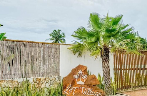 Icarai de Amontada House | Discover Let Village: Oceanfront Escape with Pool Access