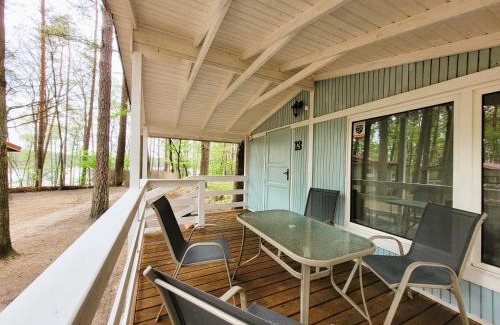 Ostrow Wielki Cabin | Pet-Friendly Letnisko BAJKA with Pool and Ocean Views