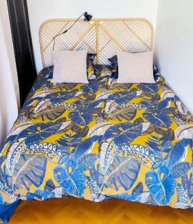 Gambetta Apartment | Charming Oceanfront Studio with Terrace and Breakfast