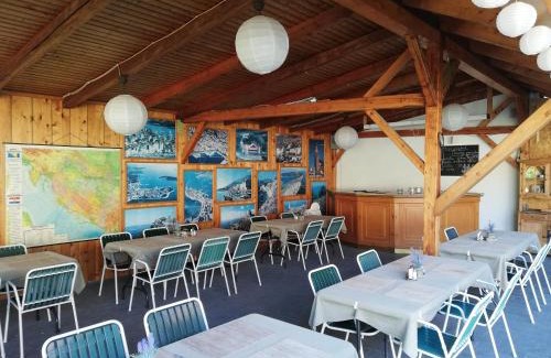 Kophaza Bed & Breakfast | Discover Levanda Panzió: 9/10 Rated, Pet Friendly Escape