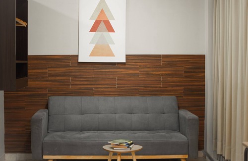 Calleria Hotel | Discover Comfort at Leveint Executive Hotel with Breakfast