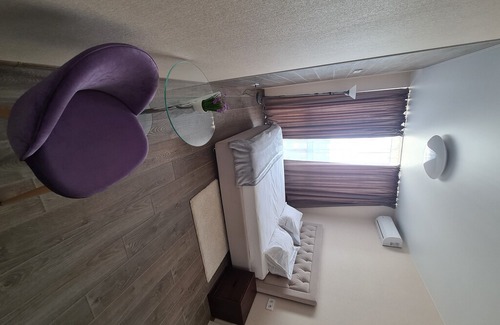 Lypky House | Sky View Apartment at Level 23: Family-Friendly Retreat
