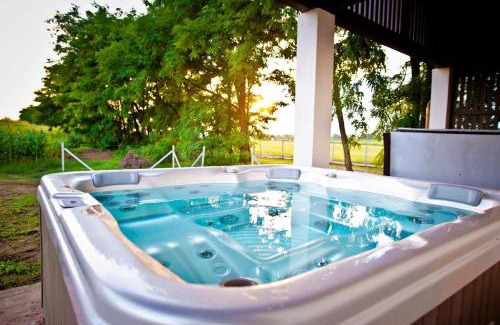 Levelek House | Discover Egeres Tanya: A Pet-Friendly Retreat Awaits