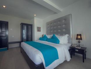 Rumassala Hotel | Ocean View Retreat at Levels Unawatuna with Pool & Breakfast