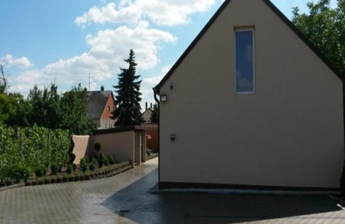 Gyor House | Cozy Levendula Vendégház: Family-Friendly with Breakfast