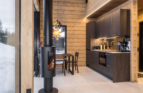 Sirkka House | Relax at Levin kuiskaus with Spa and Lake View Amenities