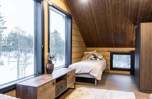 Sirkka House | Relax at Levin kuiskaus with Spa and Lake View Amenities
