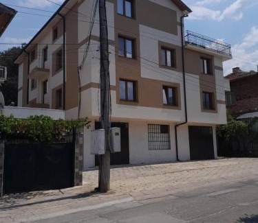 Petrich Apartment | Levkov