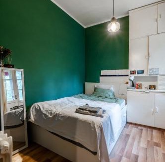 Sofia City Center Apartment | Levski 3BR Retreat