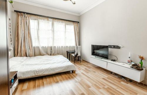 Sofia City Center Apartment | Levski 3BR Retreat