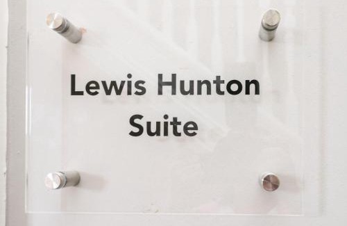 Loftus Apartment | Discover the Lewis Hunton Suite - A 4-Star Retreat