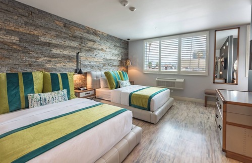 NoHo Arts District Hotel | Eco-Friendly Lexen Hotel North Hollywood with Spa & Breakfast