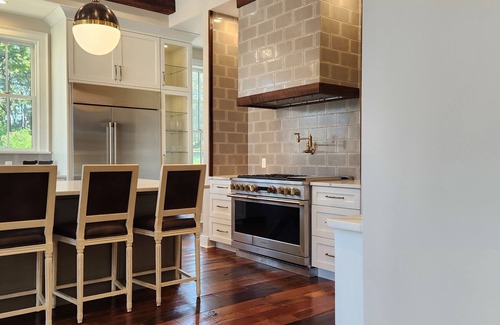 Lexington House | Elmcrest Farm Home in Lexington, Kentucky - Family-Friendly Stay