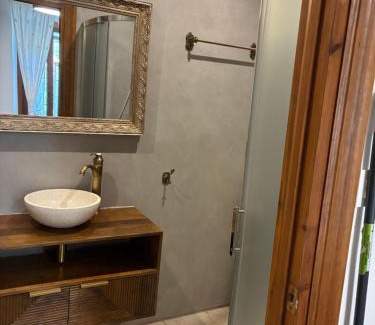 Fiscal Hotel | Enchanting Leyendas Del Pirineo: Family-Friendly Retreat