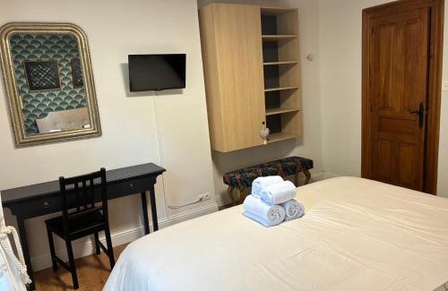 Fiscal Hotel | Enchanting Leyendas Del Pirineo: Family-Friendly Retreat