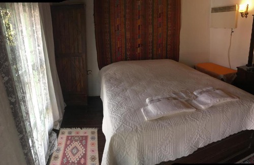 Sirince House | Discover Leylak Ev Pansiyon: Pet & Child Friendly Retreat