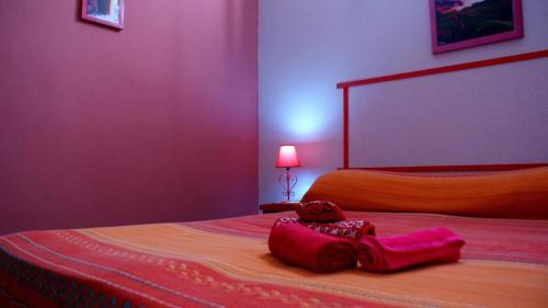 Scillichenti House | Pet-Friendly LG Appartamento Turistico Acireale with Hot Tub