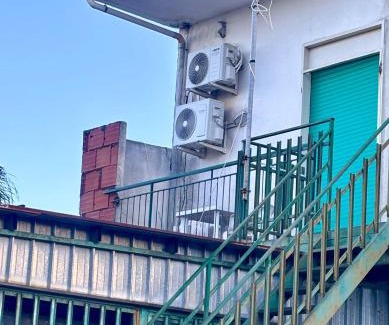 Scillichenti House | Pet-Friendly LG Appartamento Turistico Acireale with Hot Tub