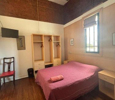 San Telmo Bed & Breakfast | Exceptional LGY Bed & Breakfast for Men with Hot Tub Access