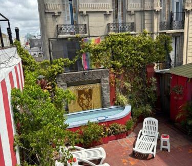San Telmo Bed & Breakfast | Exceptional LGY Bed & Breakfast for Men with Hot Tub Access