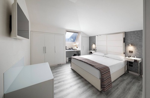 Montecatini Terme Hotel | Indulge at LHP Hotel Montecatini Palace & SPA - 5 Star Retreat
