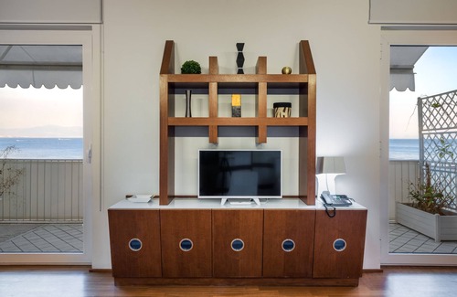 Posillipo Apartment | Experience LHP Suite Posillipo with Oceanfront Views