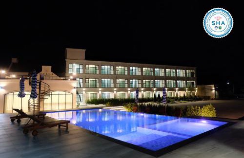 Trat Hotel | Relax at Li CALLA Resort Trat with Ocean Views & Pool Access