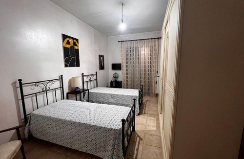 Carmiano House | Pet-Friendly Stay at Li Pitruzzi with Pool Access
