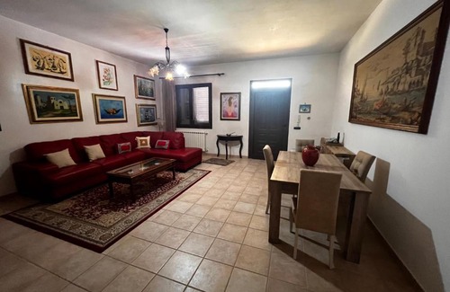 Carmiano House | Pet-Friendly Stay at Li Pitruzzi with Pool Access