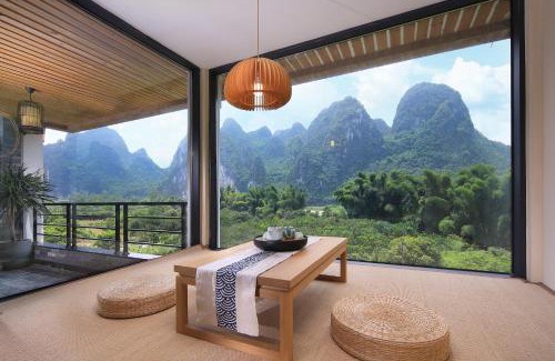 Yangshuo Hotel | Relax at Yangshuo Xingping Island Resort - 4-Star Retreat