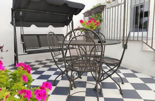 Lucera Apartment | Guest Rated 10/10 at LianHome b&b "Terrazzino" with Breakfast