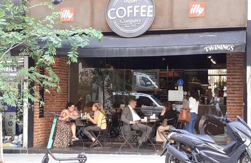 Recoleta Apartment | Prime Location at Libertad Recoleta with Breakfast Included