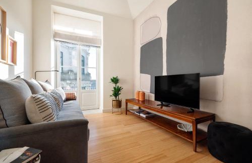 Centro / Baixa Apartment | Liberty 119: Exceptional 1BD in Porto's Main Avenue