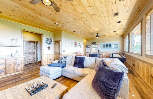 Aska House | Experience Liberty Call: Family-Friendly with Hot Tub Access