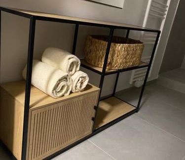 Oberhausen Apartment | Experience LIBORIA I: A Rooftop Retreat in Augsburg
