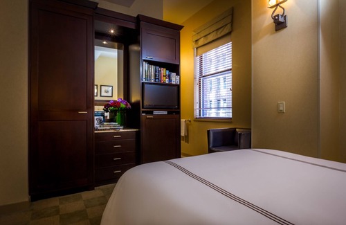 Midtown East Hotel | Discover the Library Hotel: A 4-Star Guest Favorite