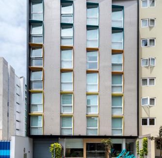 Leuro Hotel | Discover Libre Hotel: Eco-Friendly & Pet Friendly Retreat