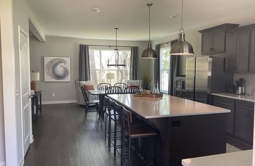 Tullahoma Cottage | Escape to "License To Chill": Lake Cottage with Scenic Views