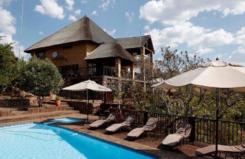 Sterkrivier Cabin | Unforgettable Stay at Lichenry Bush Lodge - 5 Star Retreat
