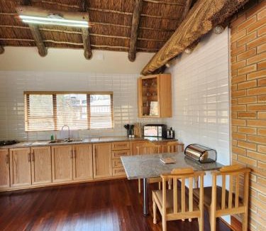 Sterkrivier Cabin | Unforgettable Stay at Lichenry Bush Lodge - 5 Star Retreat