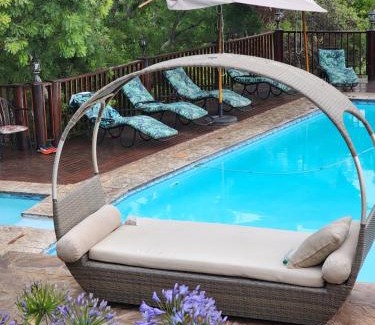 Sterkrivier Cabin | Unforgettable Stay at Lichenry Bush Lodge - 5 Star Retreat