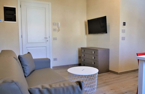 Agliana Apartment | Licht appartement vlak bij Pistoia met gedeelde tuin