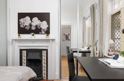 Lidcombe House | Budget-Friendly Lidcombe Boutique Guest House Near Berala